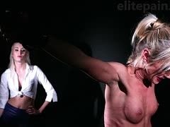 Brutaler BDSM Fick für die Hausfrauen